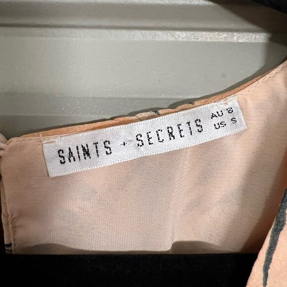 Saints + Secrets Selfie Leslie Orange Flutter Sleeve Dress | Size Small - Picture 6 of 12